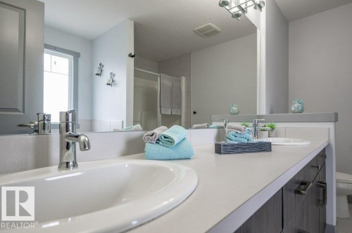 7740 Getty Wynd, Edmonton, AB 