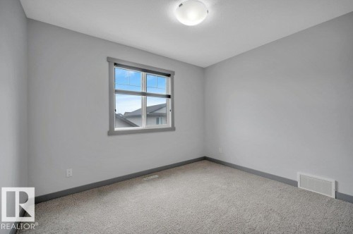 7740 Getty Wynd, Edmonton, AB 