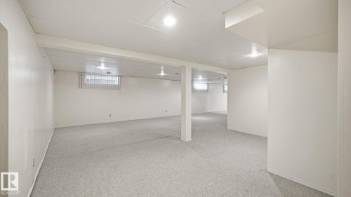 Edmonton, AB - Indoor Photo Showing Other Room