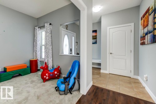 1924 69 Street, Edmonton, AB - Indoor Photo Showing Other Room