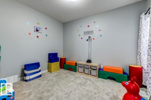 1924 69 Street, Edmonton, AB - Indoor