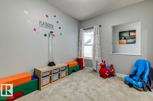 1924 69 Street, Edmonton, AB - Indoor