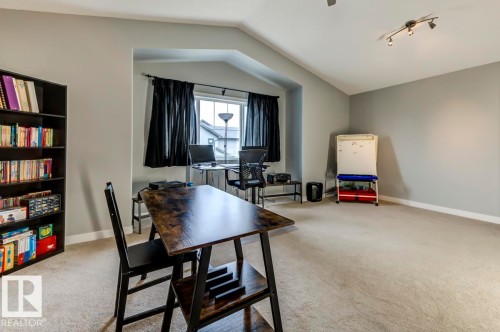 1924 69 Street, Edmonton, AB - Indoor