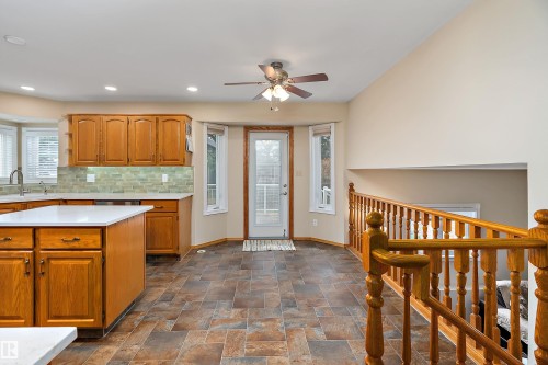 229 Northmount Drive, Wetaskiwin, AB - Indoor Photo Showing Kitchen