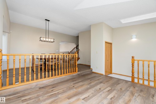 229 Northmount Drive, Wetaskiwin, AB - Indoor Photo Showing Other Room