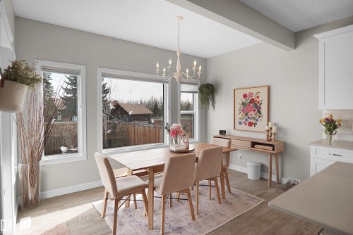 12351 176 Avenue, Edmonton, AB - Indoor Photo Showing Dining Room