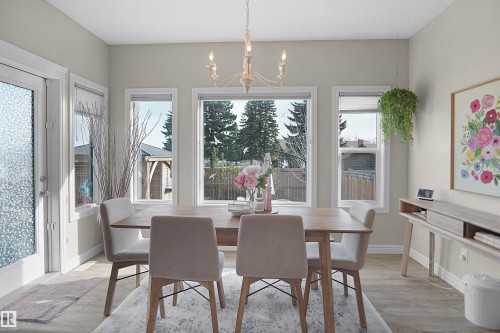 12351 176 Avenue, Edmonton, AB - Indoor Photo Showing Dining Room