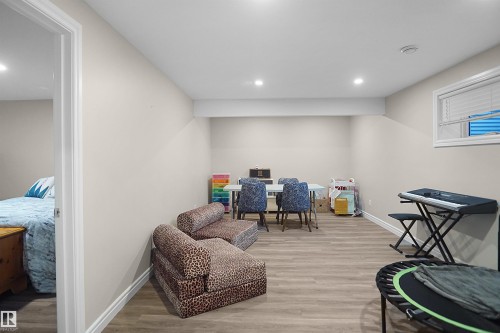 12351 176 Avenue, Edmonton, AB - Indoor