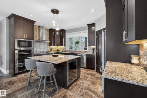 30 Belmont Drive, St. Albert, AB - Indoor Photo Showing Kitchen With Upgraded Kitchen