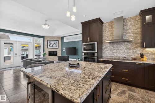 30 Belmont Drive, St. Albert, AB - Indoor Photo Showing Kitchen With Upgraded Kitchen