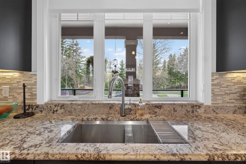 30 Belmont Drive, St. Albert, AB - Indoor Photo Showing Kitchen