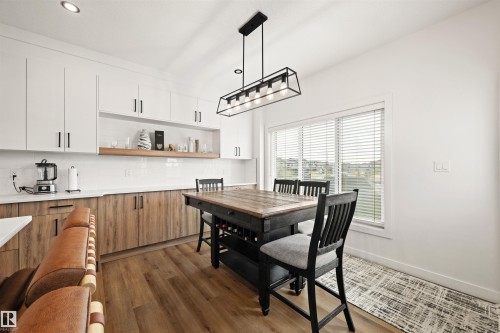 1367 Siskin Wynd, Edmonton, AB 