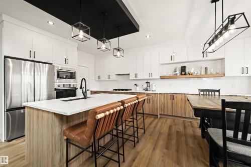 1367 Siskin Wynd, Edmonton, AB 