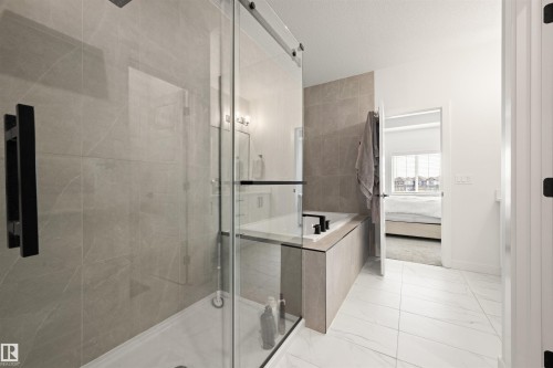 1367 Siskin Wynd, Edmonton, AB 