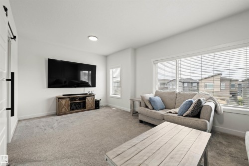 1367 Siskin Wynd, Edmonton, AB 