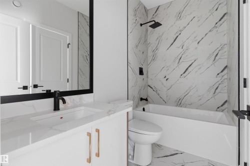 56 Meadowgrove Landing, Spruce Grove, AB - Indoor Photo Showing Bathroom