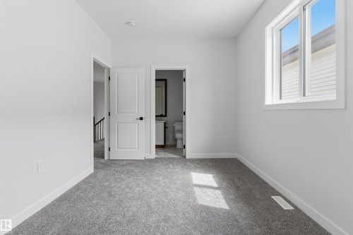 56 Meadowgrove Landing, Spruce Grove, AB - Indoor Photo Showing Other Room