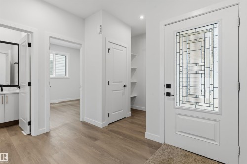 56 Meadowgrove Landing, Spruce Grove, AB - Indoor Photo Showing Other Room