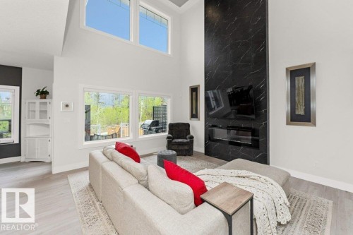 1390 Enright Landing Landing, Edmonton, AB - Indoor Photo Showing Living Room