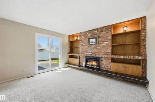 692 Lee Ridge Road, Edmonton, AB - Indoor With Fireplace