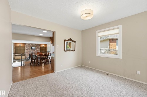 692 Lee Ridge Road, Edmonton, AB - Indoor Photo Showing Other Room