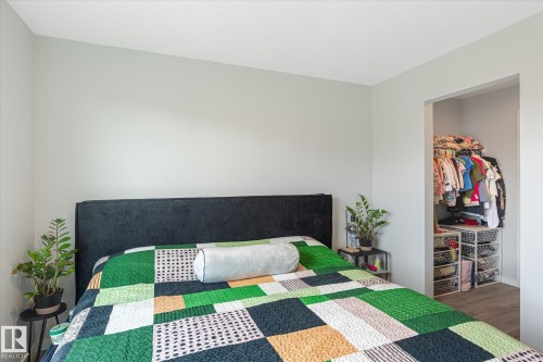 63 1304 Rutherford Road, Edmonton, AB - Indoor Photo Showing Bedroom