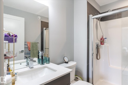 63 1304 Rutherford Road, Edmonton, AB - Indoor Photo Showing Bathroom