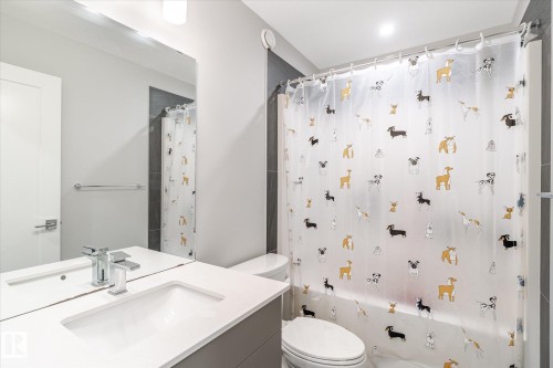63 1304 Rutherford Road, Edmonton, AB - Indoor Photo Showing Bathroom