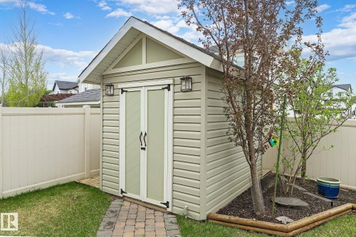 22131 95 Avenue, Edmonton, AB - Outdoor