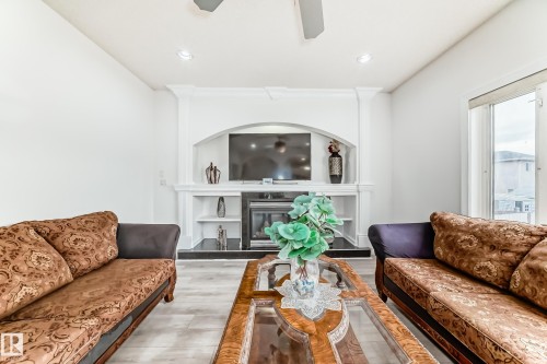16626 58A Street, Edmonton, AB - Indoor Photo Showing Living Room