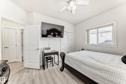 16626 58A Street, Edmonton, AB - Indoor Photo Showing Bedroom