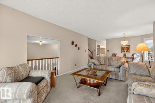 3516 37 Street, Edmonton, AB - Indoor Photo Showing Living Room