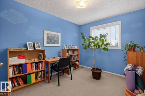 3516 37 Street, Edmonton, AB - Indoor