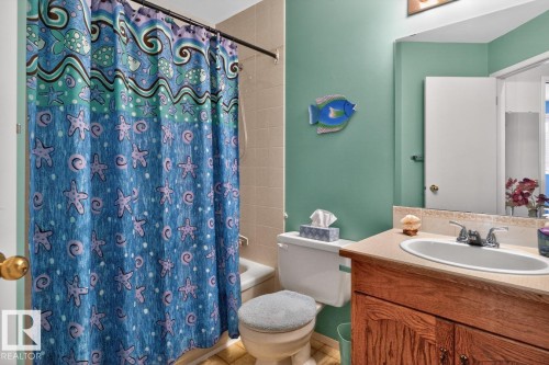 3516 37 Street, Edmonton, AB - Indoor Photo Showing Bathroom