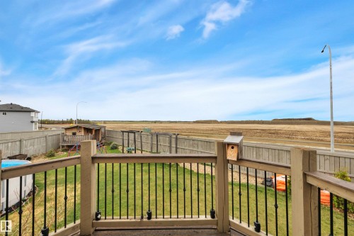 552 Reynalds Wynd, Leduc, AB - Outdoor
