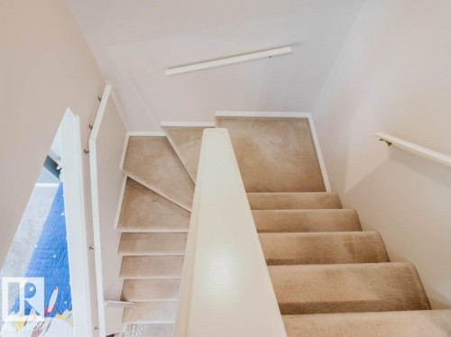 7607 24 Avenue, Edmonton, AB - Indoor Photo Showing Other Room