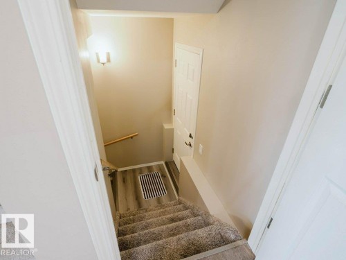 7607 24 Avenue, Edmonton, AB - Indoor Photo Showing Other Room