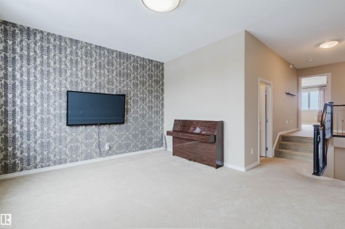 1007 173 Street, Edmonton, AB - Indoor