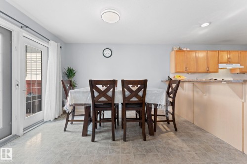2124 35A Avenue, Edmonton, AB - Indoor