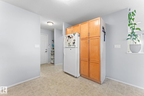 2124 35A Avenue, Edmonton, AB - Indoor Photo Showing Other Room