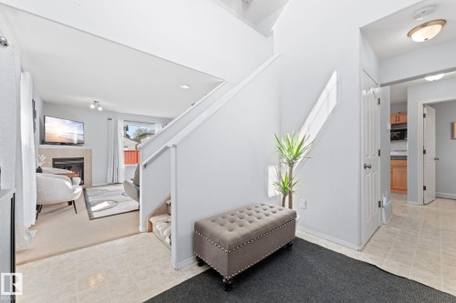 2124 35A Avenue, Edmonton, AB - Indoor Photo Showing Other Room