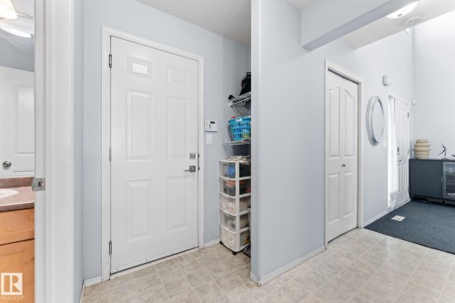2124 35A Avenue, Edmonton, AB - Indoor Photo Showing Other Room