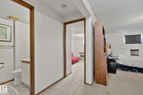 Corridor - 4707 10A Avenue, Edmonton, AB 