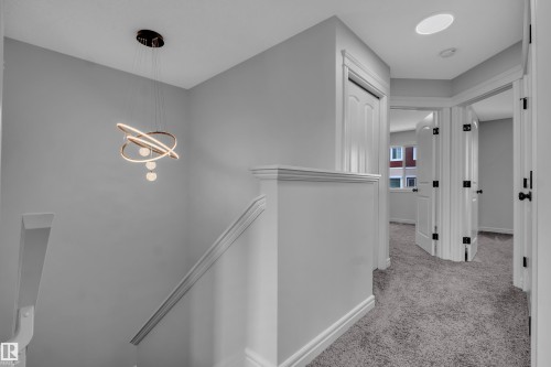 1303 29 Street Nw, Edmonton, AB - Indoor Photo Showing Other Room