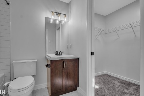 1303 29 Street Nw, Edmonton, AB - Indoor Photo Showing Bathroom