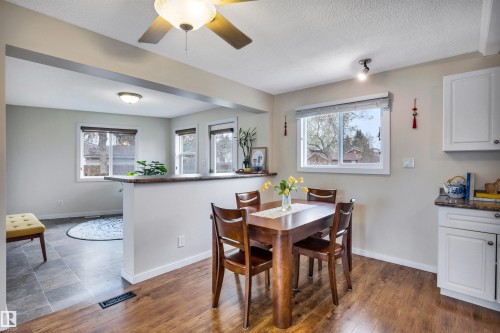 96 Arlington Drive, St. Albert, AB - Indoor Photo Showing Dining Room