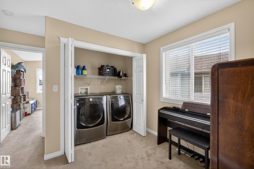 4333 Mcmullen Way Sw, Edmonton, AB - Indoor Photo Showing Laundry Room