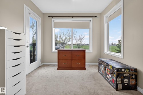 4333 Mcmullen Way Sw, Edmonton, AB - Indoor