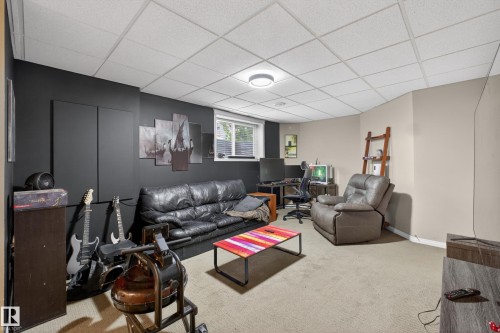 4333 Mcmullen Way Sw, Edmonton, AB - Indoor