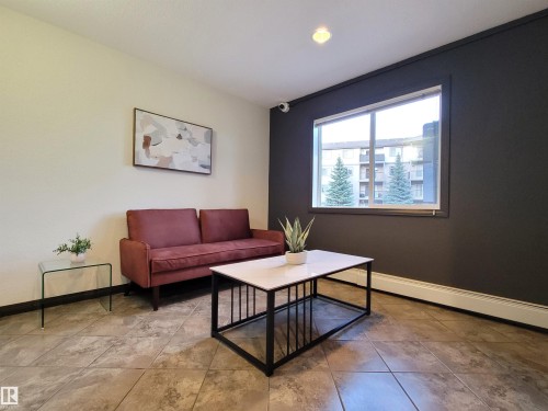 432 1180 Hyndman Road, Edmonton, AB - Indoor Photo Showing Living Room